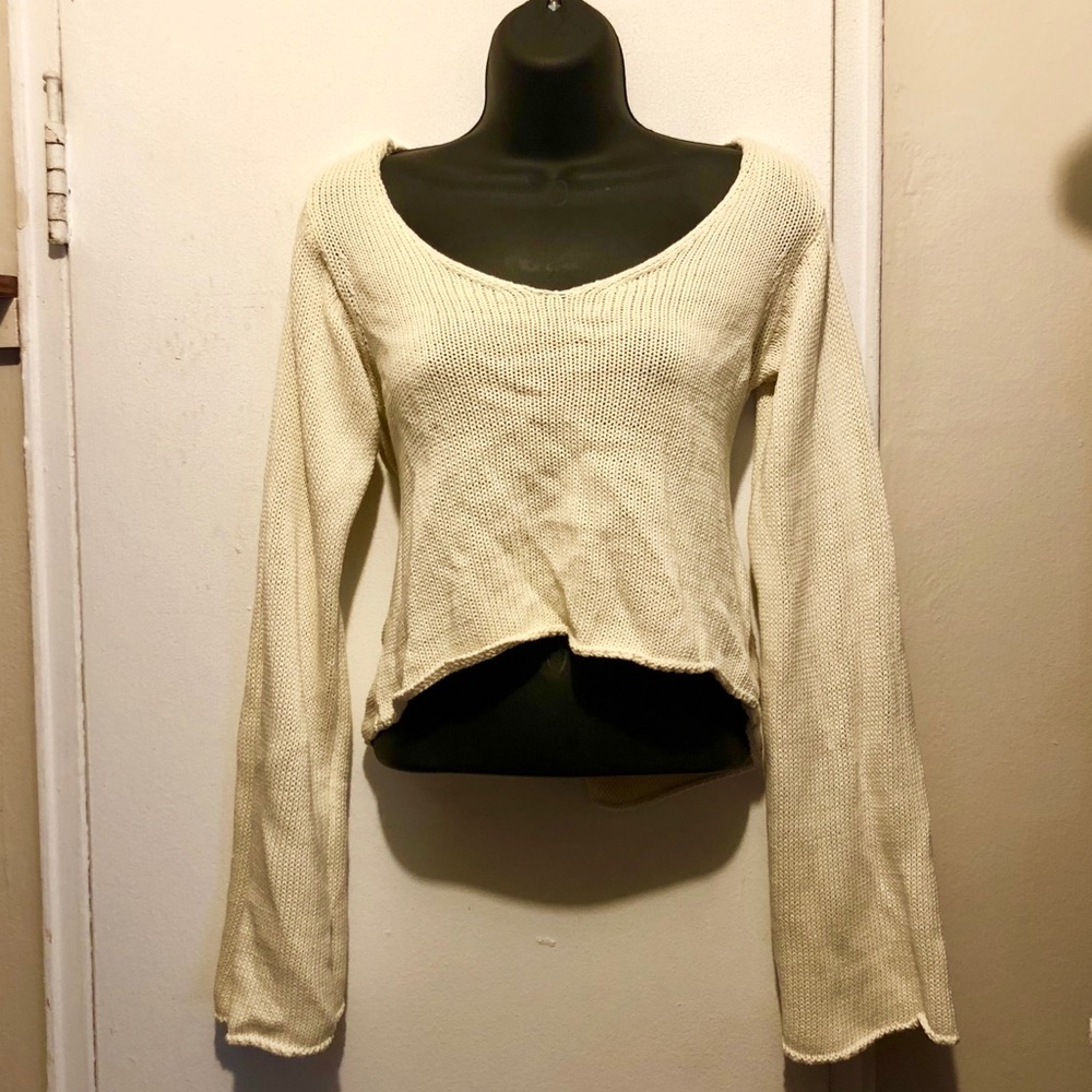 🌼 Urban Outfitters Bell-Sleeve Crop Sweater 🌼